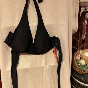 Shapermint Essentials Black Full Coverage Halter Bikini Top: Large